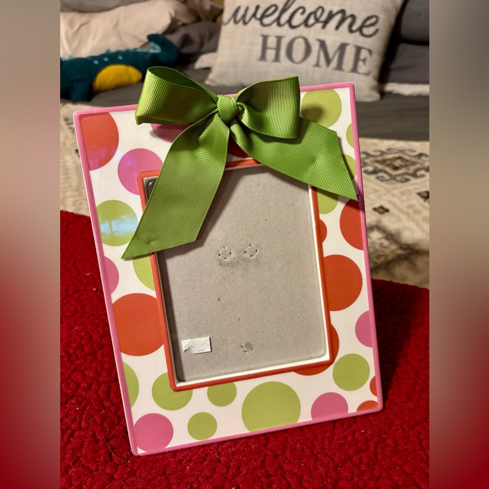 Polka Dot Ceramic 5x7 Picture Frame with Green Bow